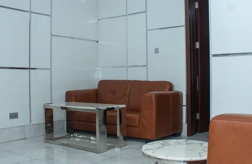 Ofin Hotel | De Phantom Continental Hotel Lekki