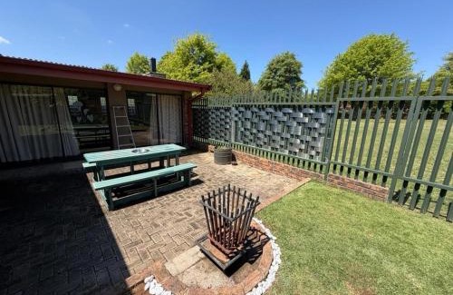 Dullstroom Casa | De Trout Huis Guesthouse