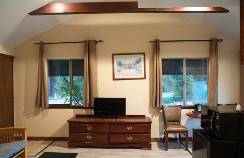 Garberville Complejo | Dean Creek Resort