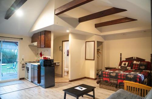 Garberville Complejo | Dean Creek Resort
