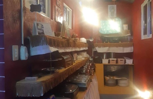 Odiongan Casa | Honorable Sports Bar y Villa
