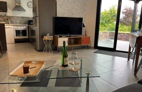 Bonneville-sur-Touques Apartamento | Deauville,new appartment,modern,cosy ,quiet,close to seaside,individual terrasse