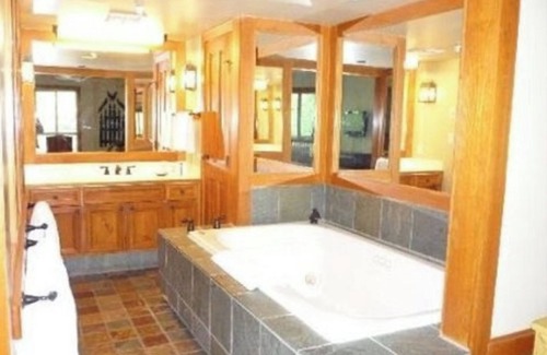 Blackcomb Complejo | Dec Special for Ski in Ski out - 1 Bedroom Fully Furnished