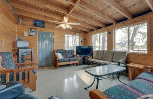 Decatur Casa | Decatur House Fishing, Skiing, and Golfing!