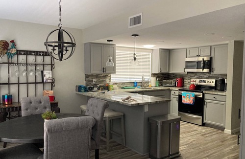 Fountain of the Sun Casa | PET Friendly-Beautiful "home away from home" in 55+ FOS