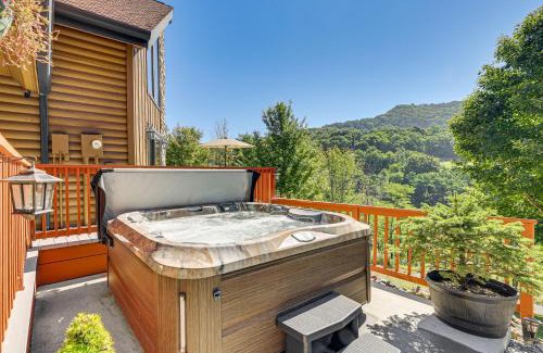 Mace Casa | Deck and Mtn Views Log Cabin By Snowshoe Mountain!