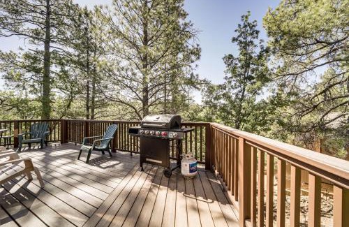 Munds Park Casa | Deck and Scenic Views Munds Park Cabin!
