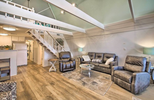 Lake Hamilton Cabina | Deck, Boat Slip + Views: Lake Hamilton Cabin!