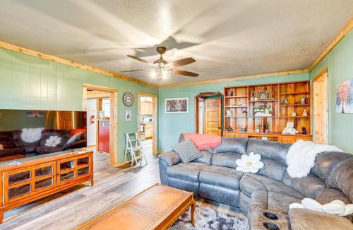 Brownwood Casa | Deck, Hot Tub and Lake View Brownwood Home!