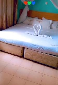Ngara Hotel | Deckar Grill B&B