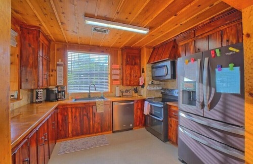 South Toledo Bend Casa | Decked Out was chosen by it's new owners for it's long history of great reviews.