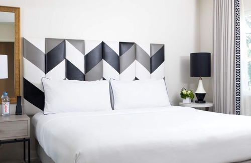 Norma Triangle Hotel | Decompress and Destress at an Elegant Suite with a Swimming Pool, Three Units!