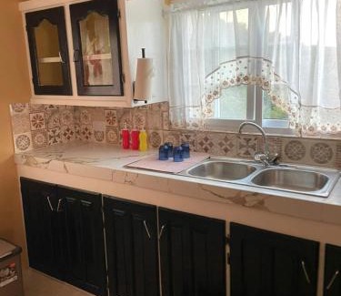 Soufriere Quarter Apartamento | DeDe's Place