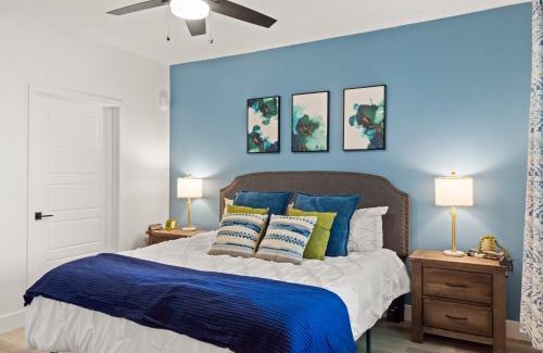 Desert View Village Apartamento | Dedicated Workspace - 5 Min to Golf - Barrett Jackson - King Bed - Parking S309