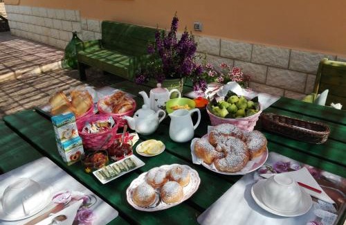 Terlizzi Cama Y Desayuno | Dedo B&B