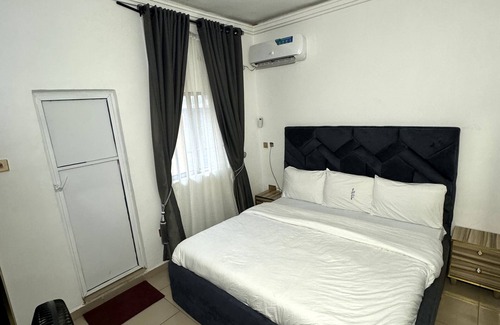 Port Harcourt Hotel | Dee Os' Hotel