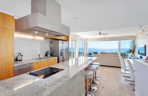 Rainbow Beach Apartamento | De Dee Retreat - Oceanview Apartments