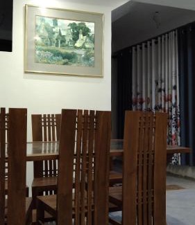 Kandy Cama Y Desayuno | Deen Villa