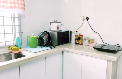 Kangar Casa | Deena Homestay (Utan Aji), espaciosa, 6-8pax, Wifi gratuito