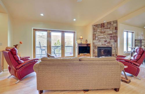 Thayerville Casa | Deep Creek Lake Townhome with Deck and Water Views