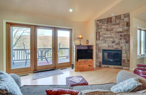 Thayerville Casa | Deep Creek Lake Townhome with Deck and Water Views