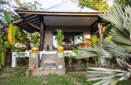 Hin Hong Chalet De Esquí | Deep Dream Chalet