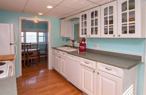 Canandaigua Cabaña | Deep Run Fun - Luxury Lake Life