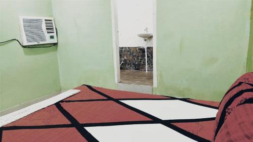 Amritsar Hotel | DEEPAK HOMESTAY & PALACE - Near Celebration Mall & Market - In Budget Rooms