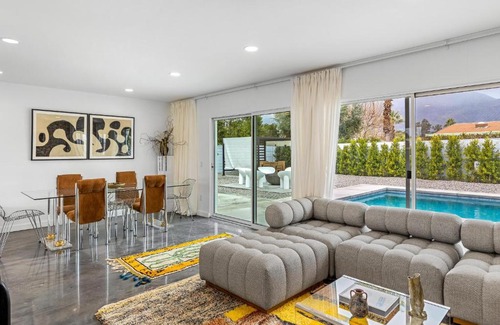 Racquet Club South Casa | Deeply Madly Palm Springs