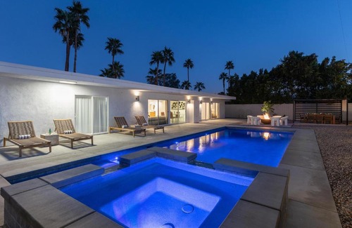 Racquet Club South Casa | Deeply Madly Palm Springs