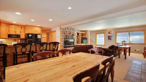Sunriver Casa | Deer - 19