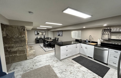 Sandy Casa | DEER CAVERN secluded 4 bedroom 2 bath house East Sandy base of Alta & Snowbird