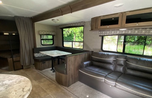 Grass Valley Casa | Deer Crossing in Grass Valley
