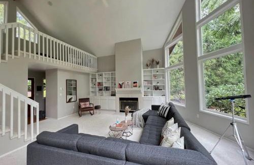 Allyn Casa | Deer Harbor