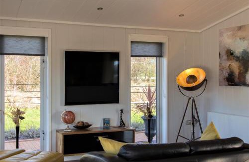 Cheddar Casa | Deer Leap, Strawberryfield Park