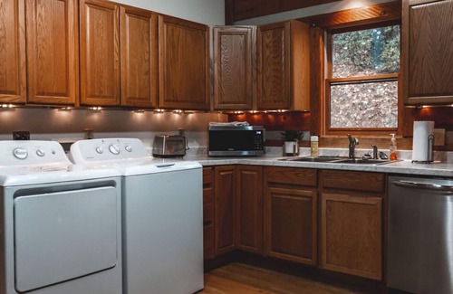 Purlear Cabina | Deer Run Cabin | Hot Tub