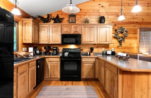Nellysford Casa | Deer Spring Home at Wintergreen Near to Ski Slopes