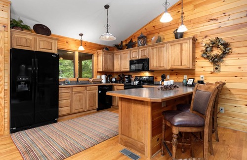 Nellysford Casa | Deer Spring Home at Wintergreen Near to Ski Slopes