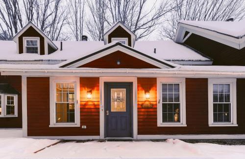 West Dover Hotel | Deerfield Valley Inn - Mt Snow