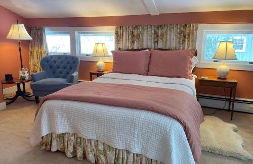 West Dover Hotel | Deerhill Inn