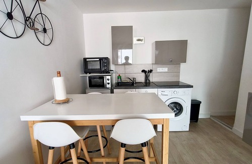 Royat Apartamento | Defrance girls between Thermes & volcans