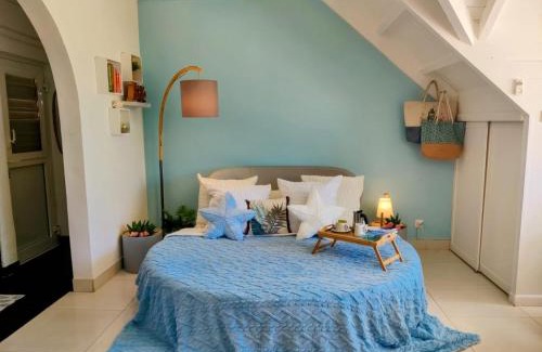 Nettle Bay Apartamento | Deja Blue - Comfortable Beachfront condo