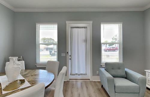 Holiday Beach Casa | Deja Blue