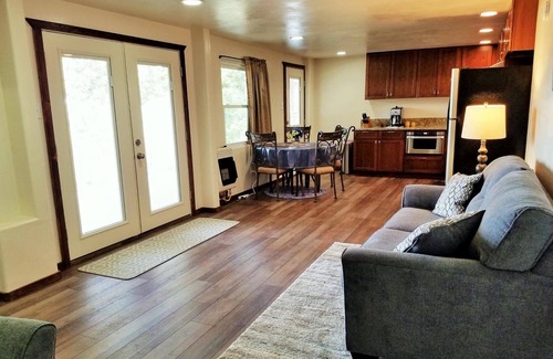 Cloudcroft Cabina | Deja View--Amazing Mountain Views!!!
