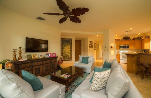Herradura Apartamento | Del Mar 5F 3 Bedr 2 Bath