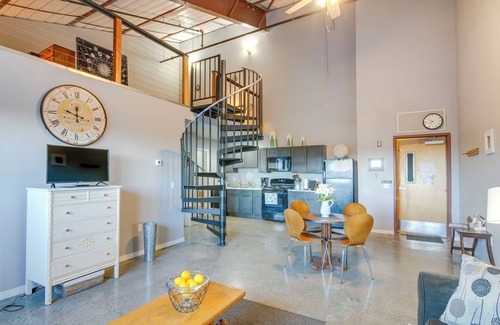 Del Norte Apartamento | Del Norte Apartment w/ Loft: Walk to Downtown!