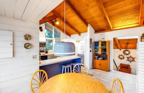 Otis Casa | Delake House