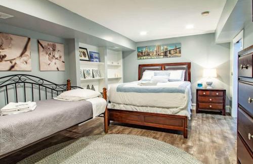 Near Northeast Casa | Delightful 1-BR Accommodations Nearby METRO