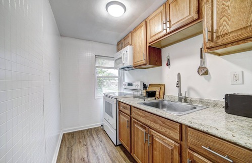 Woodlawn Casa | Delightful 2-bedroom unit with WiFi in Catonsville