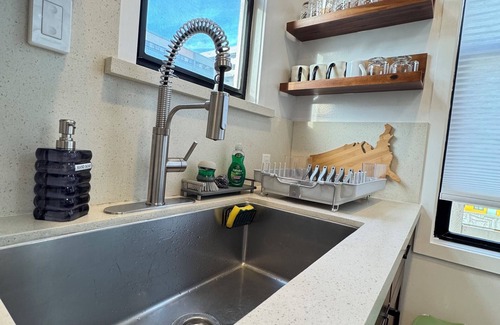 Nob Hill Casa | Delightful 3-bedroom 1.5 bath house in San Francisco